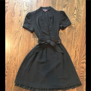 🏅Betsy Johnson midi length black dress